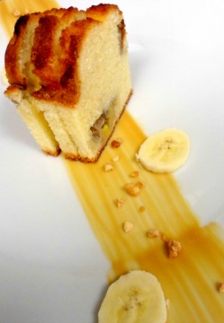 Cake banane et caramel beurre salé restaurant des Deux Forts à Salins les bains